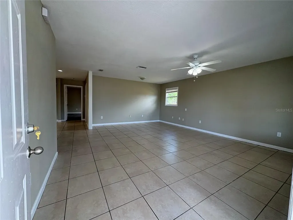 1116 W 40th Avenue Bradenton FL 34205