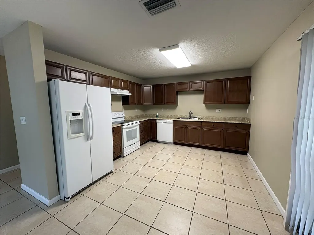 1116 W 40th Avenue Bradenton FL 34205