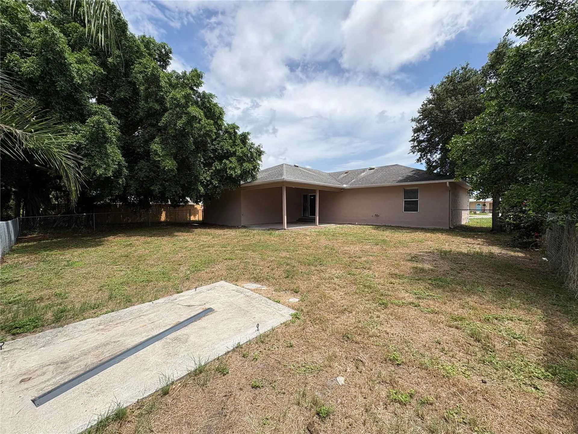 1116 W 40th Avenue Bradenton FL 34205