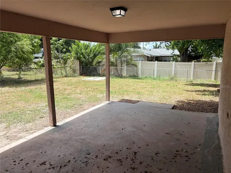 1116 W 40th Avenue Bradenton FL 34205