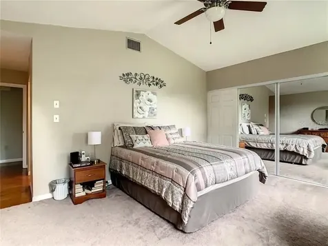 17444 East Road Umatilla FL 32784