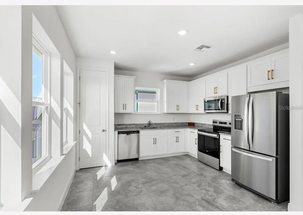 10133 Peebles Street Orlando FL 32827