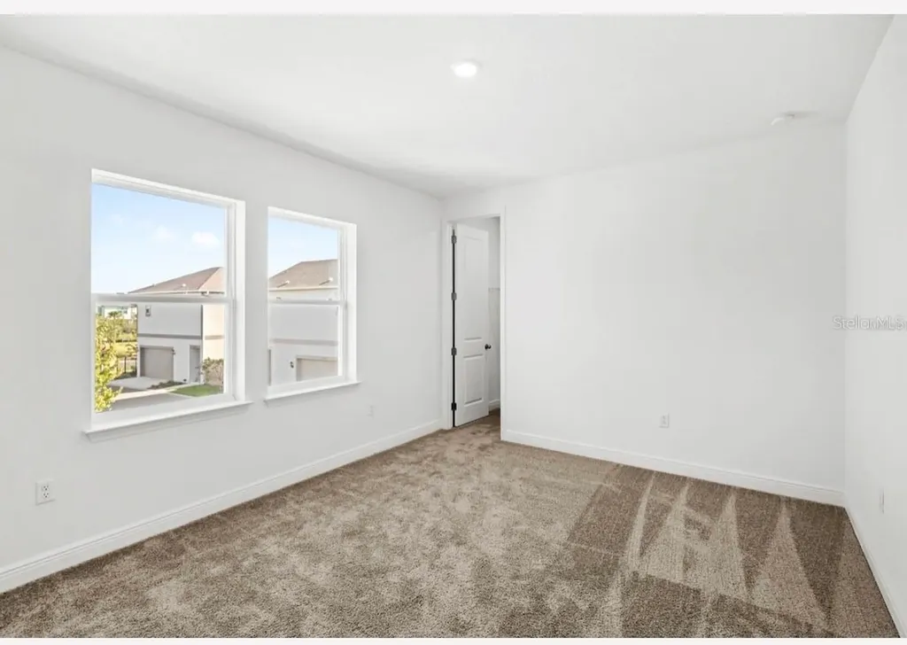 10133 Peebles Street Orlando FL 32827