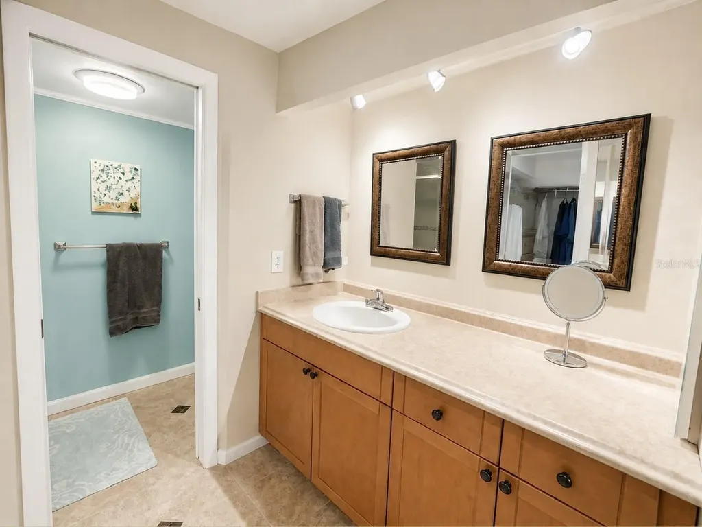 2616 Cove Cay Drive Clearwater FL 33760