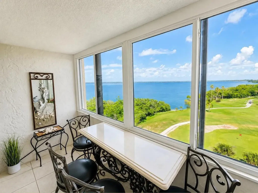 2616 Cove Cay Drive Clearwater FL 33760