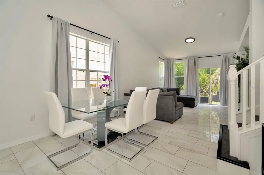 6233 Olivedale Drive Riverview FL 33578