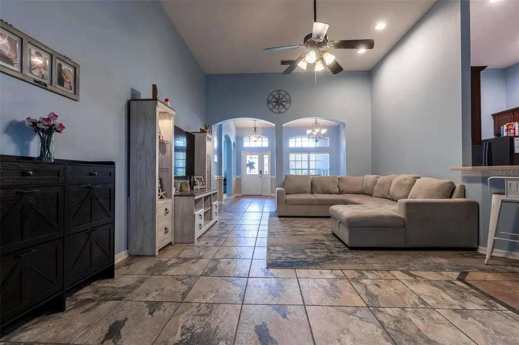 7605 Nottinghill Sky Drive Apollo Beach FL 33572