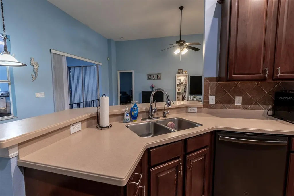 7605 Nottinghill Sky Drive Apollo Beach FL 33572