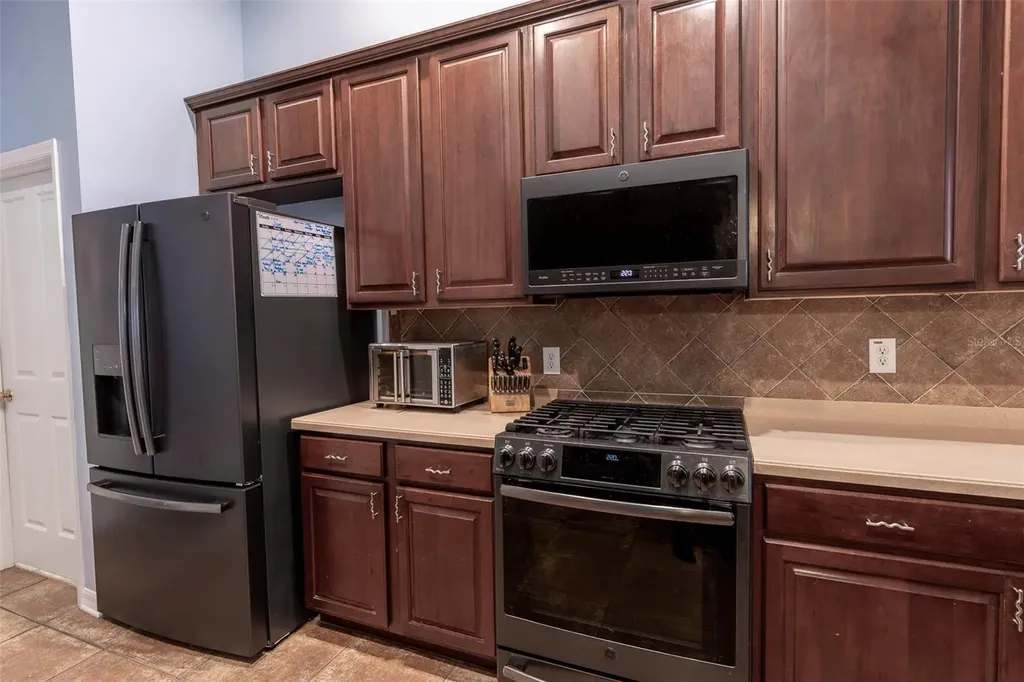 7605 Nottinghill Sky Drive Apollo Beach FL 33572