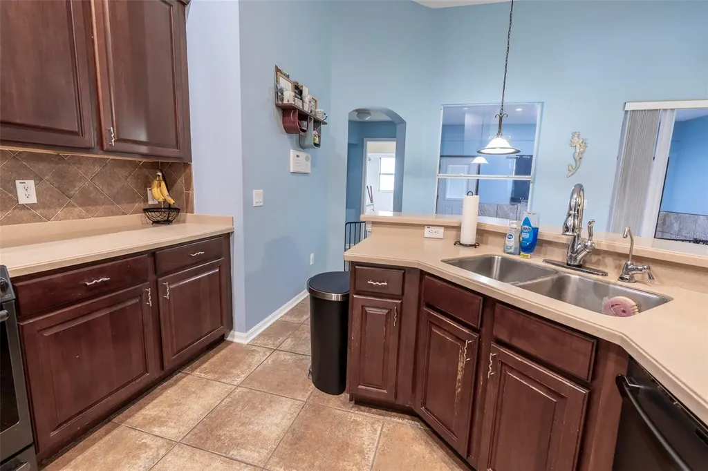 7605 Nottinghill Sky Drive Apollo Beach FL 33572