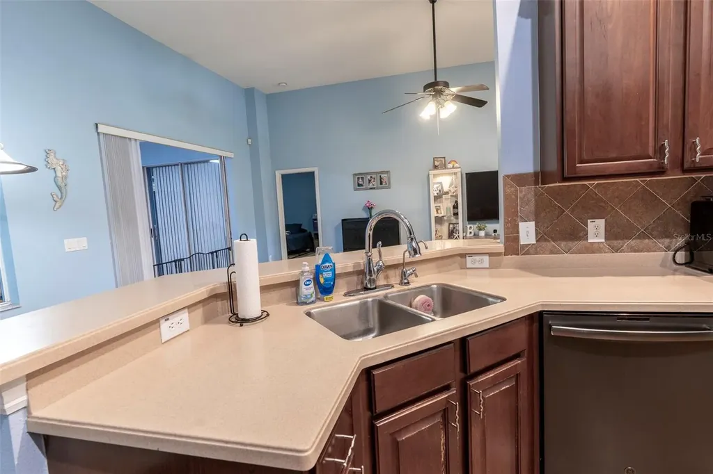 7605 Nottinghill Sky Drive Apollo Beach FL 33572