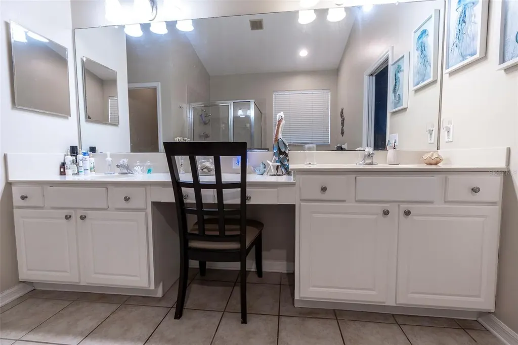 7605 Nottinghill Sky Drive Apollo Beach FL 33572