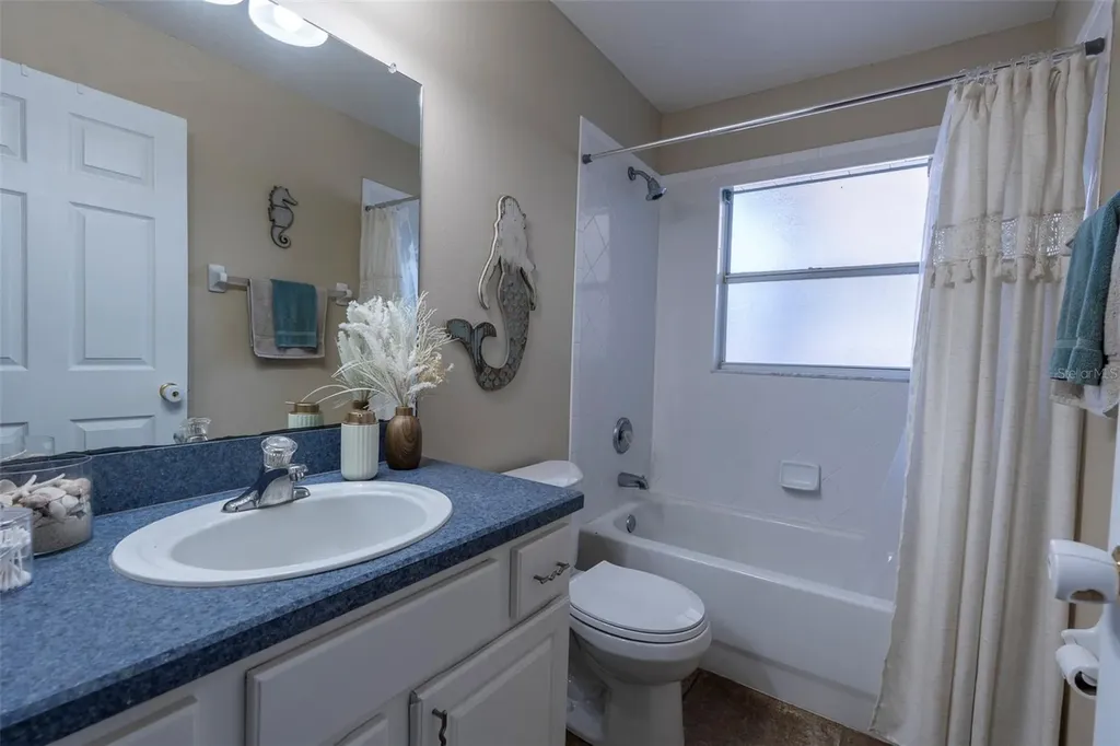 7605 Nottinghill Sky Drive Apollo Beach FL 33572