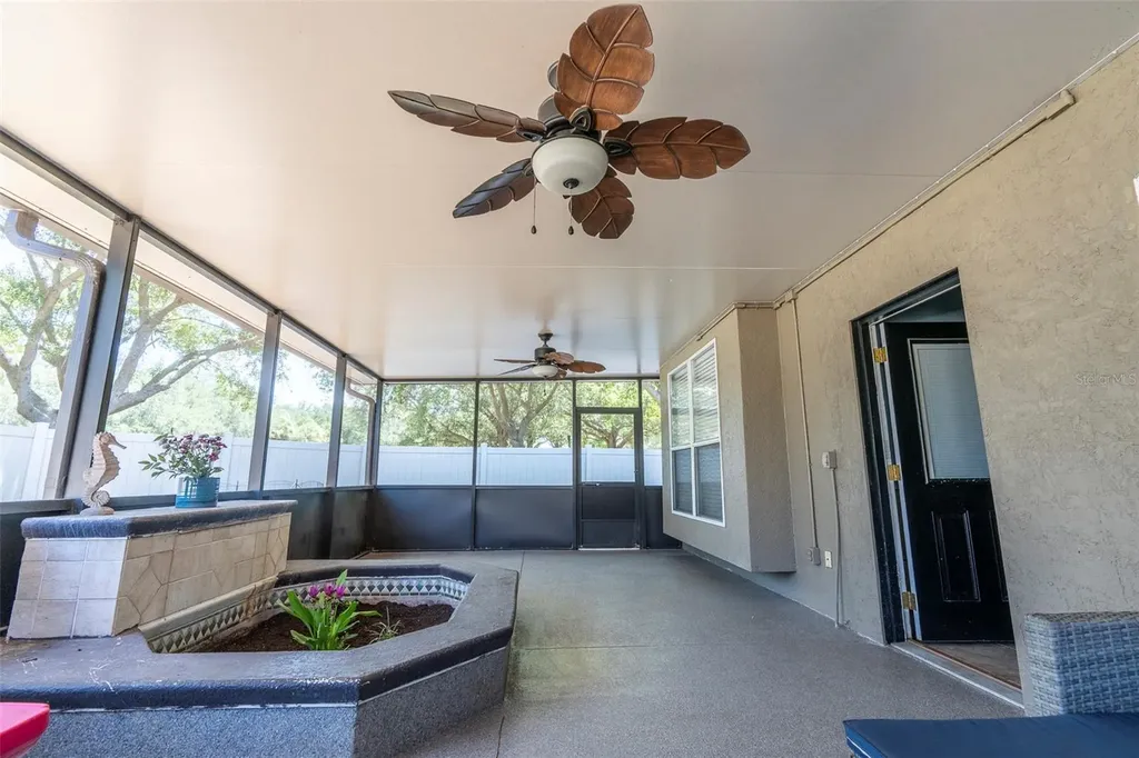 7605 Nottinghill Sky Drive Apollo Beach FL 33572