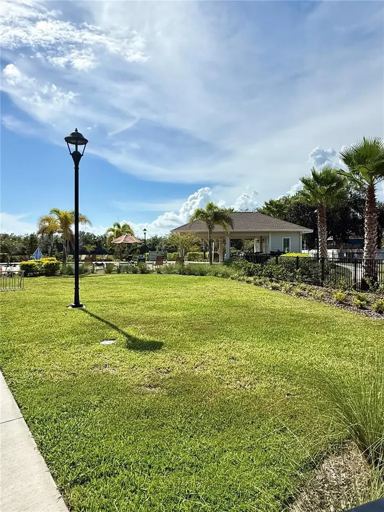 7605 Nottinghill Sky Drive Apollo Beach FL 33572