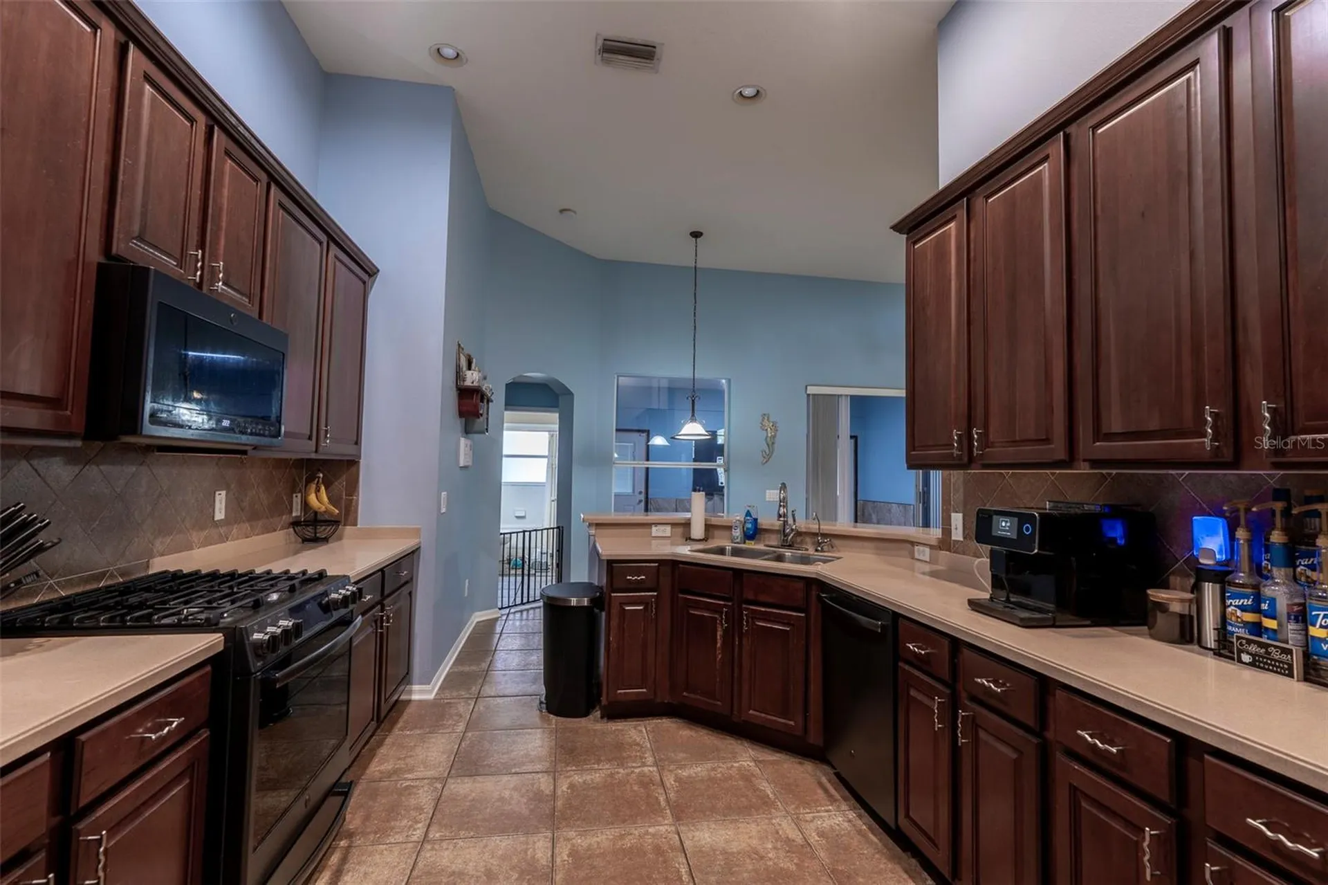7605 Nottinghill Sky Drive Apollo Beach FL 33572