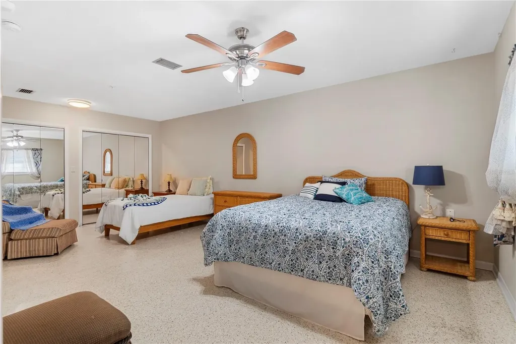 207 W Wheeler Road Seffner FL 33584