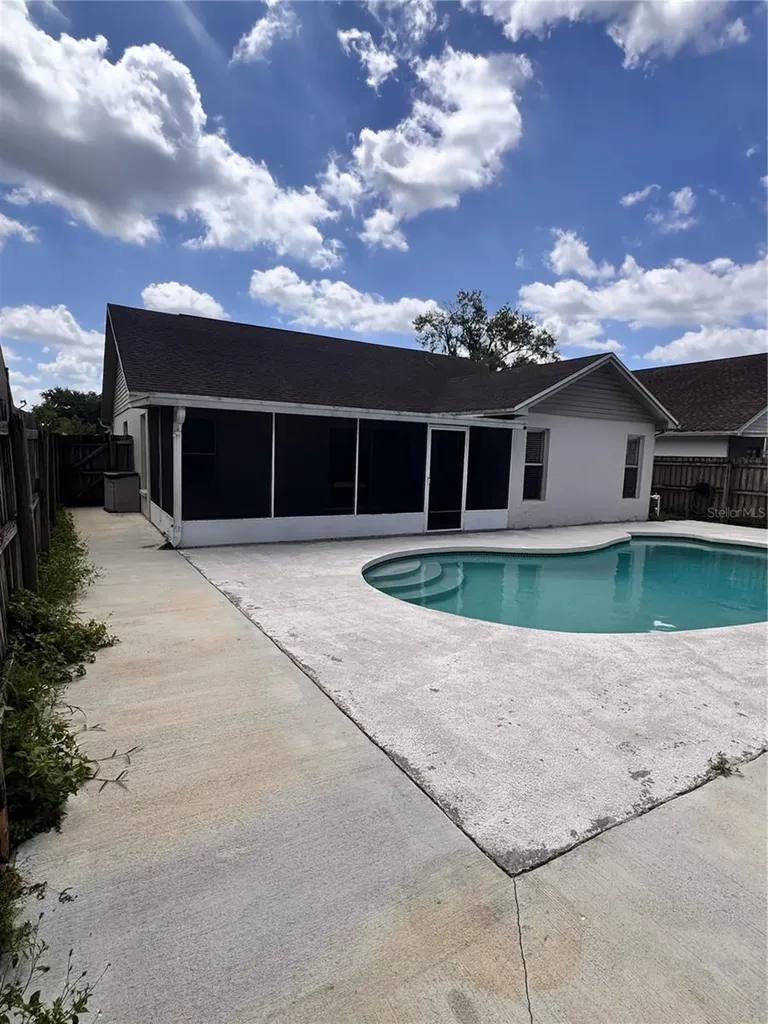 2070 Sarah Louise Drive Brandon FL 33510