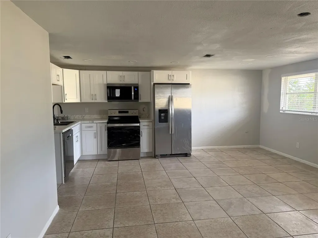 3009 W Waters Avenue Tampa FL 33614