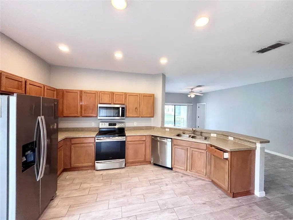 126 Sandy Point Way Clermont FL 34714