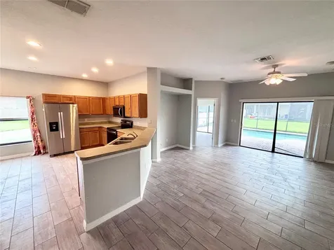 126 Sandy Point Way Clermont FL 34714