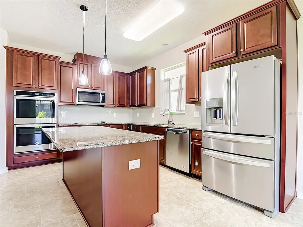 2687 Gaspirilla Circle Kissimmee FL 34746