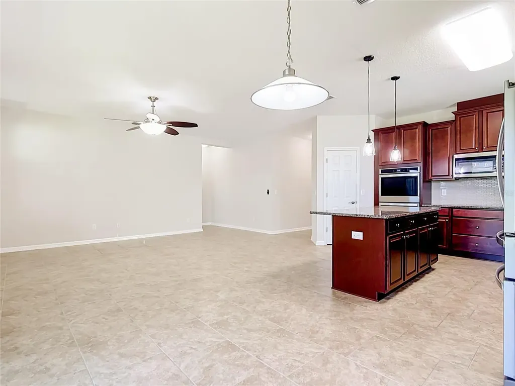 2687 Gaspirilla Circle Kissimmee FL 34746