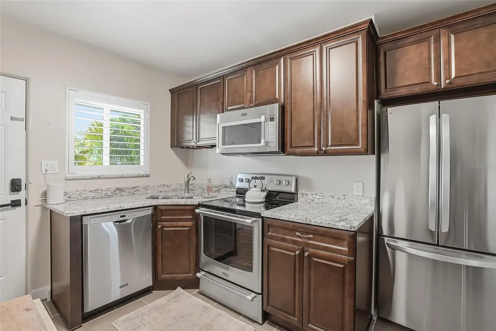 410 12th Avenue NE St Petersburg FL 33701