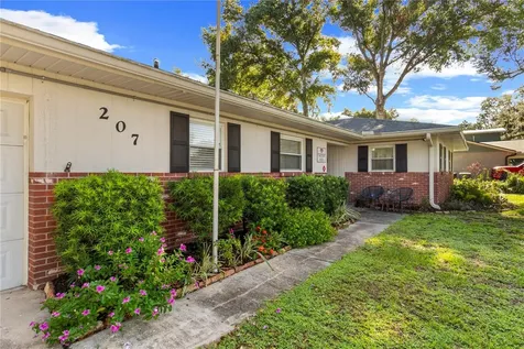 207 W Wheeler Road Seffner FL 33584