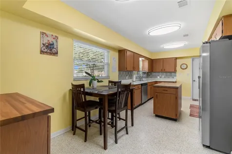 207 W Wheeler Road Seffner FL 33584