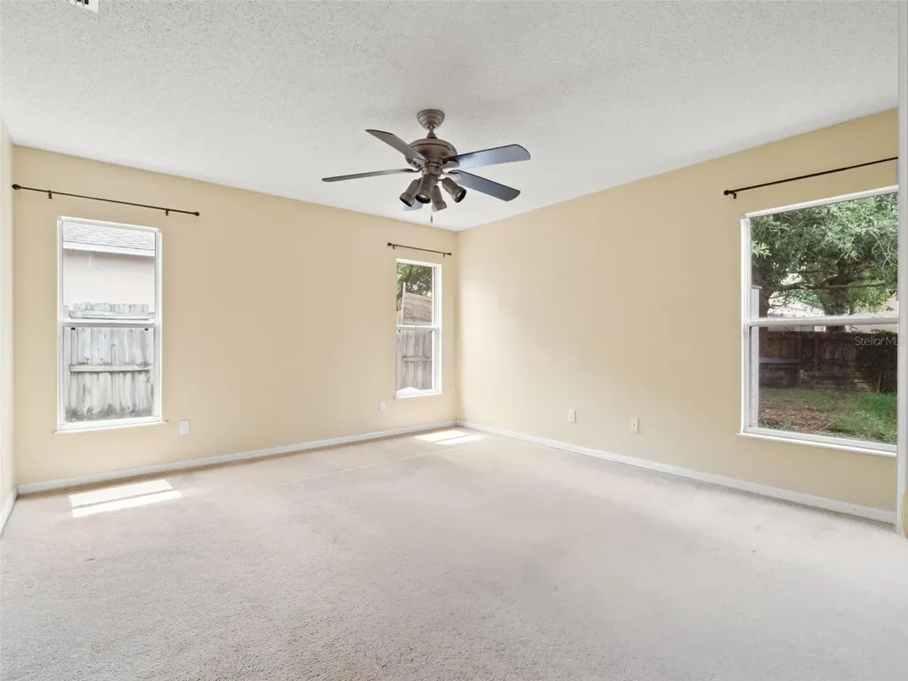 2318 Barons Court Tavares FL 32778