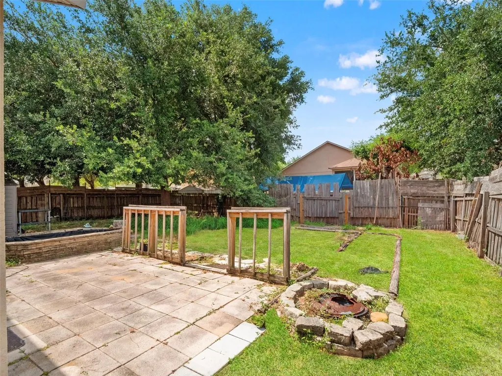 2318 Barons Court Tavares FL 32778
