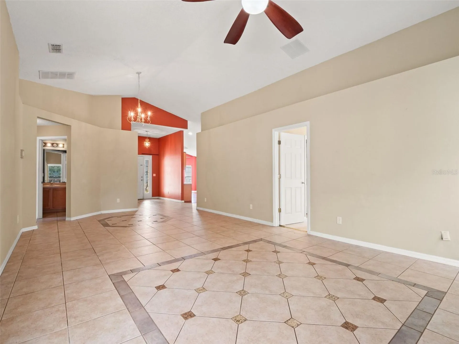 2318 Barons Court Tavares FL 32778