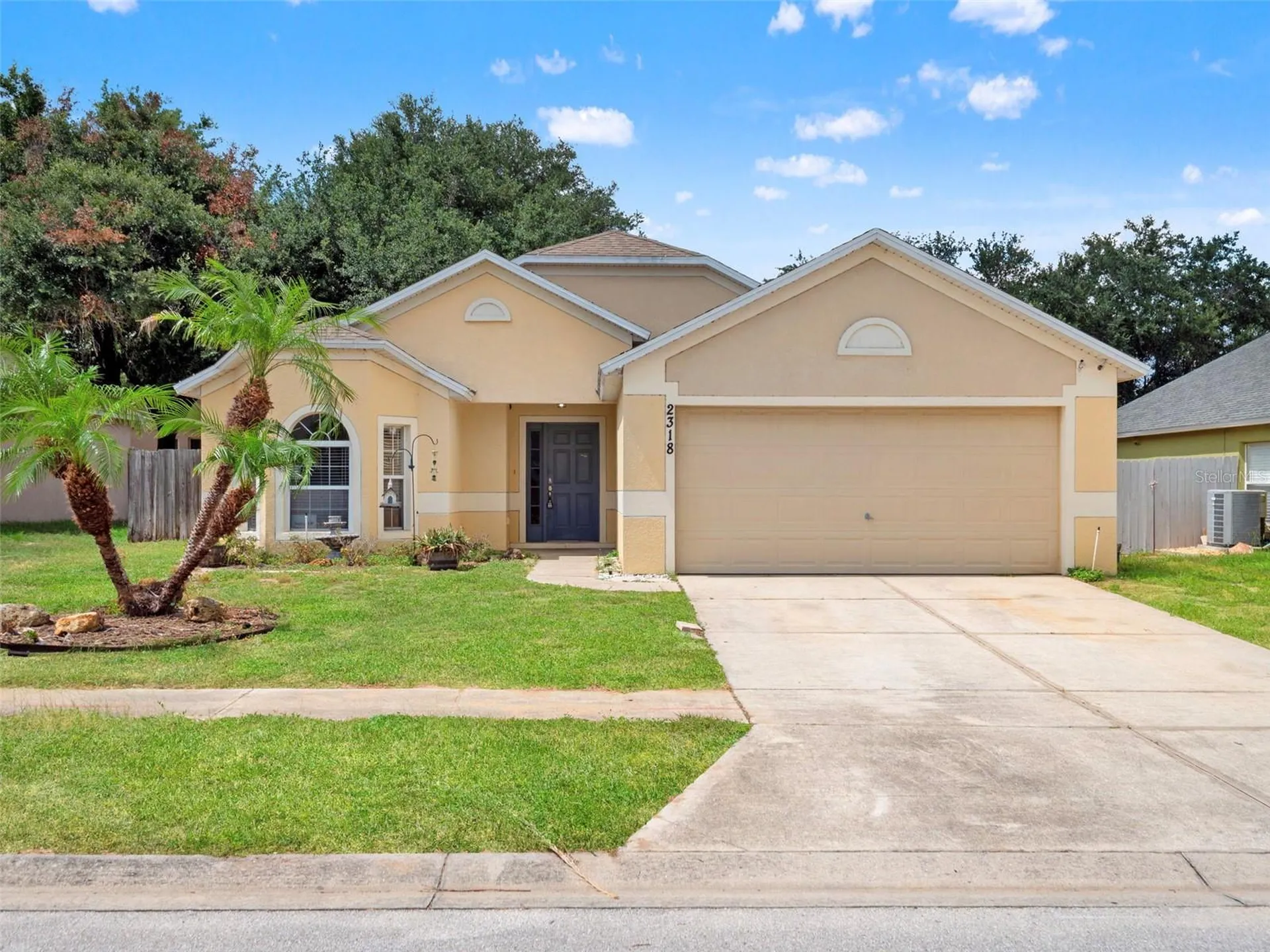 2318 Barons Court Tavares FL 32778