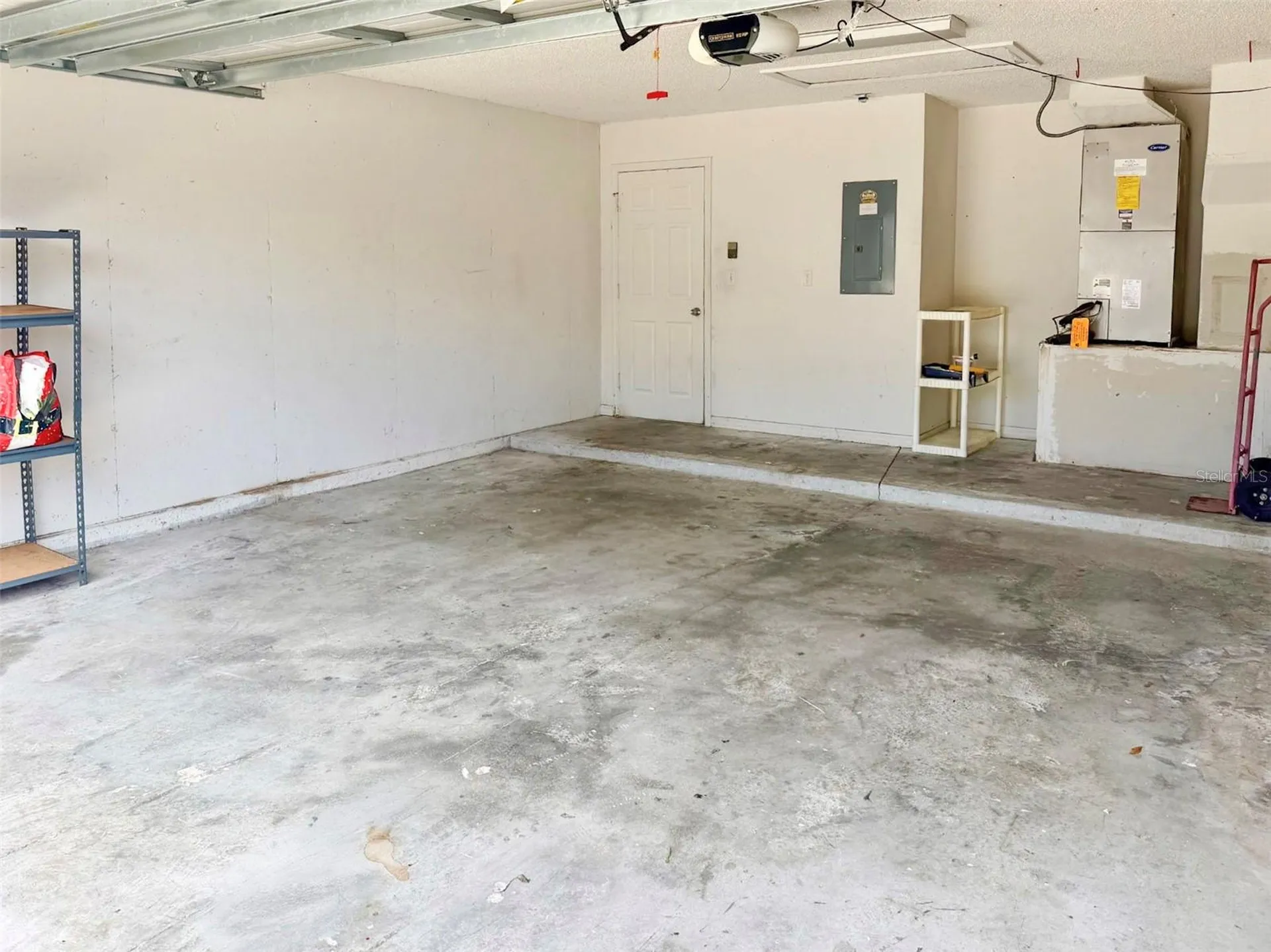 2318 Barons Court Tavares FL 32778