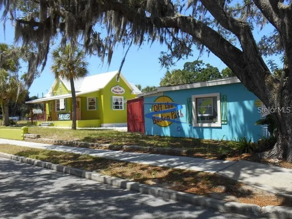 1019 Peninsula Road Tarpon Springs FL 34689