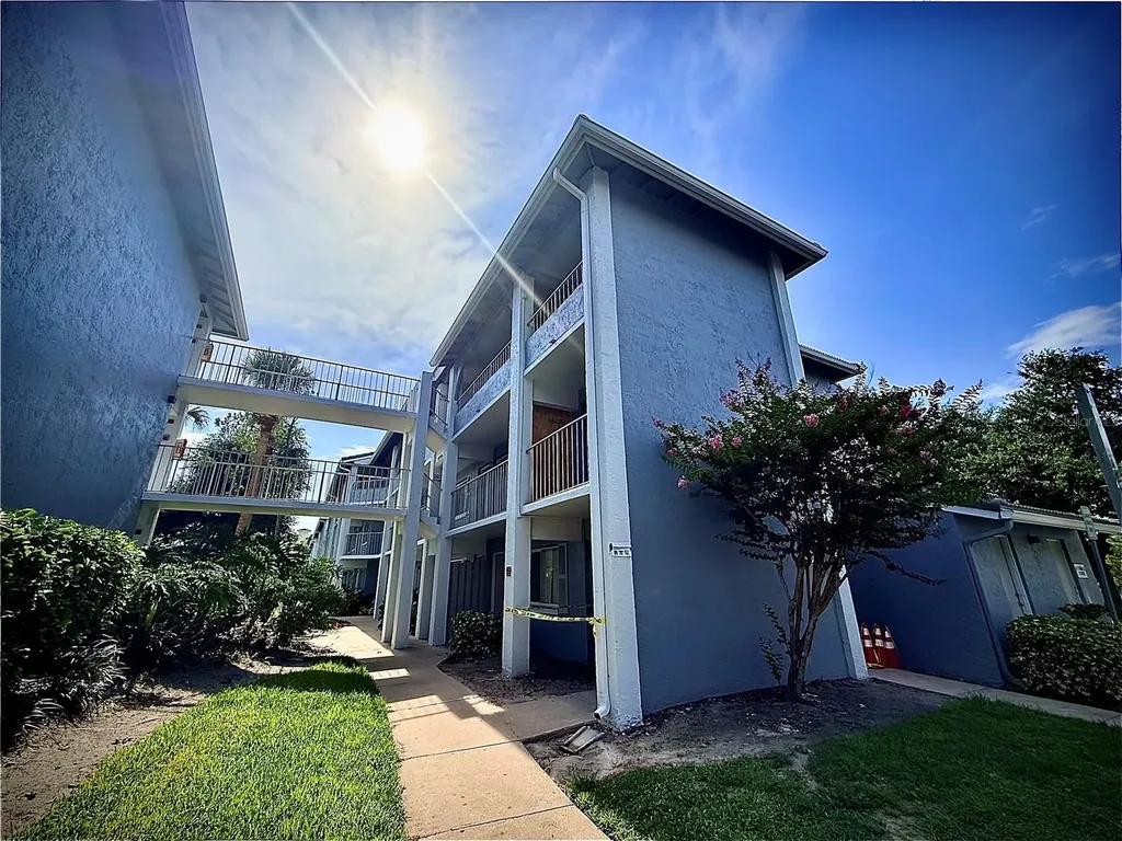 133 Oyster Bay Circle Altamonte Springs FL 32701