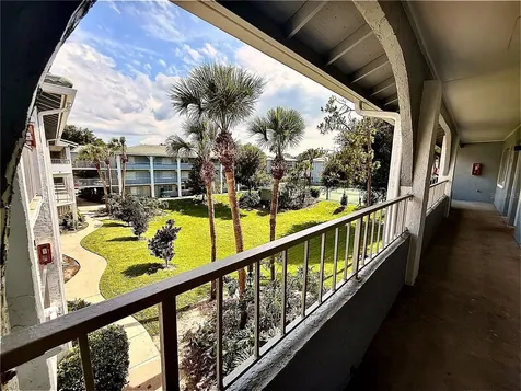 133 Oyster Bay Circle Altamonte Springs FL 32701