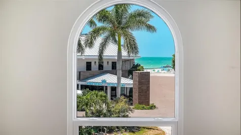 6327 Gulf Drive Holmes Beach FL 34217