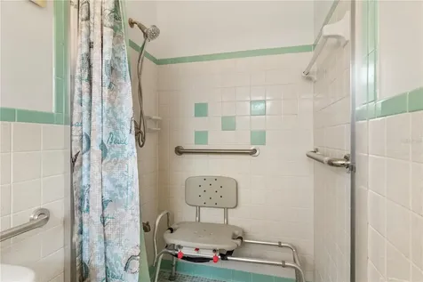 207 W Wheeler Road Seffner FL 33584