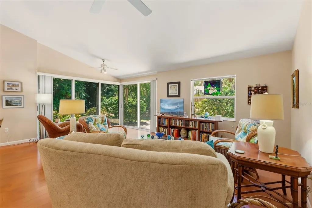 4845 Village Gardens Drive Sarasota FL 34234