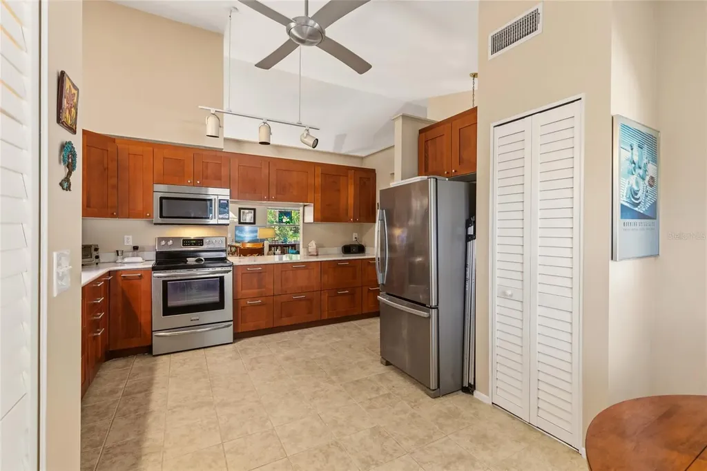 4845 Village Gardens Drive Sarasota FL 34234