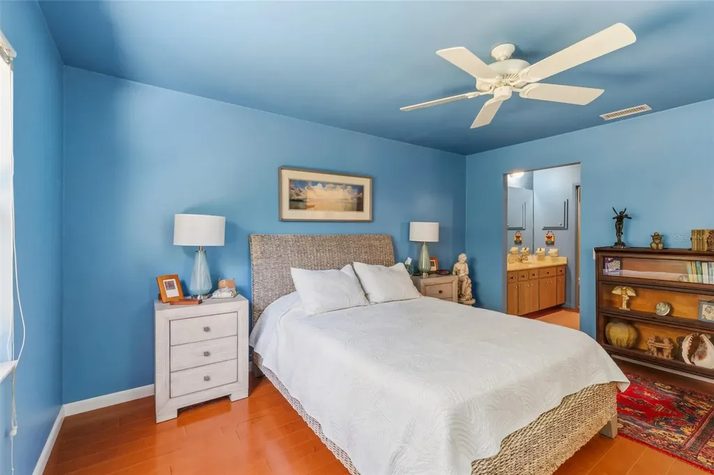 4845 Village Gardens Drive Sarasota FL 34234