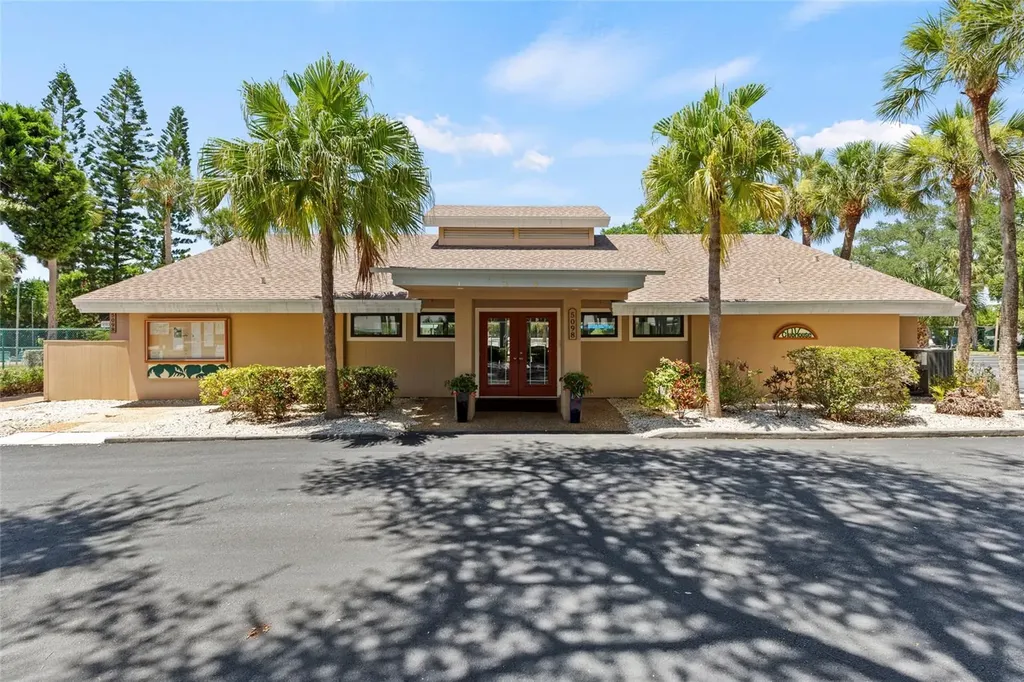 4845 Village Gardens Drive Sarasota FL 34234