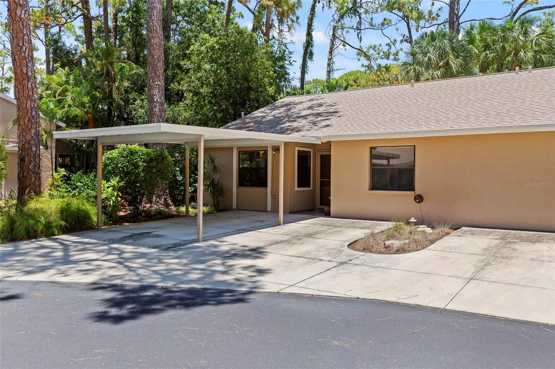 4845 Village Gardens Drive Sarasota FL 34234
