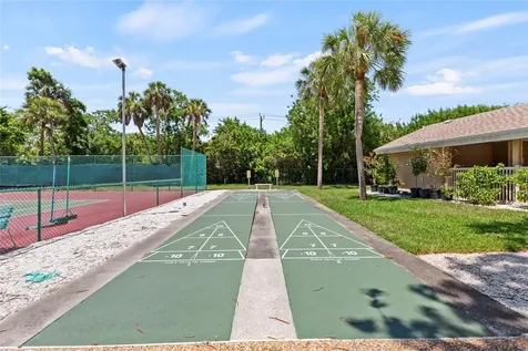 4845 Village Gardens Drive Sarasota FL 34234
