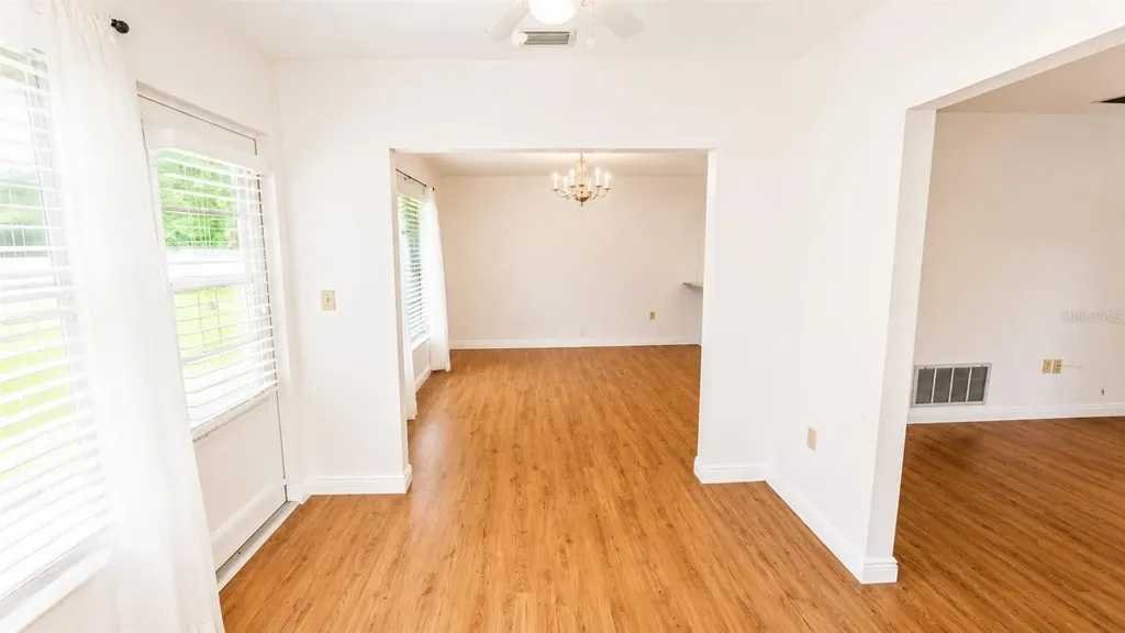 1624 Whitehead Drive Sarasota FL 34232