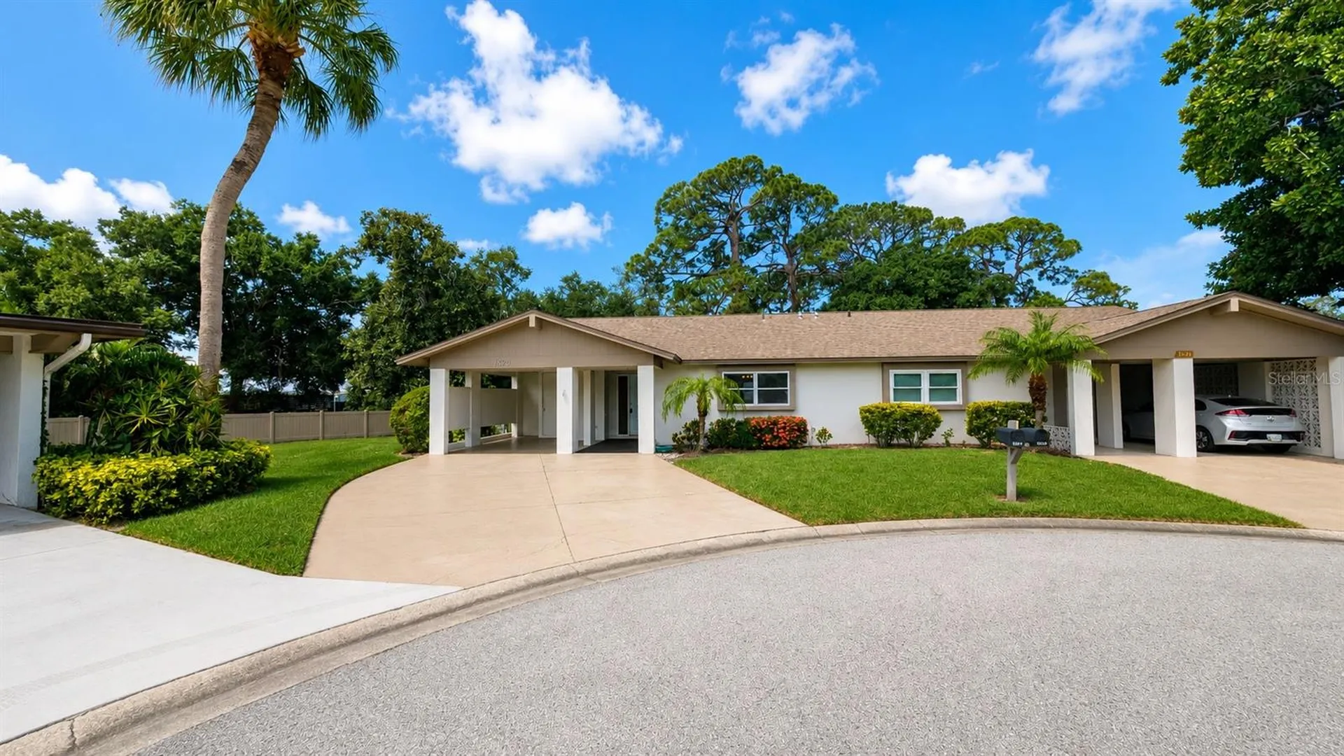 1624 Whitehead Drive Sarasota FL 34232