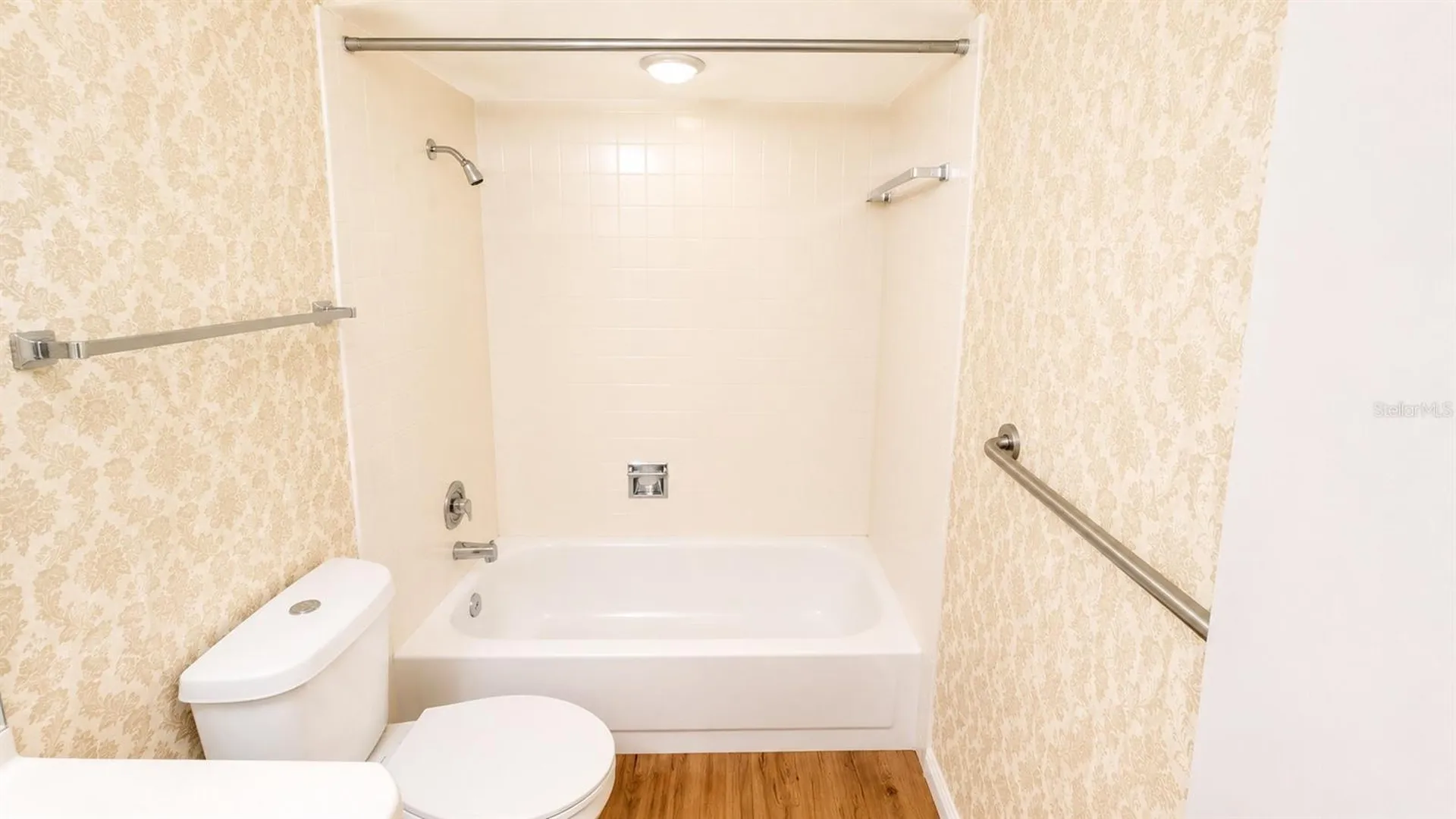 1624 Whitehead Drive Sarasota FL 34232