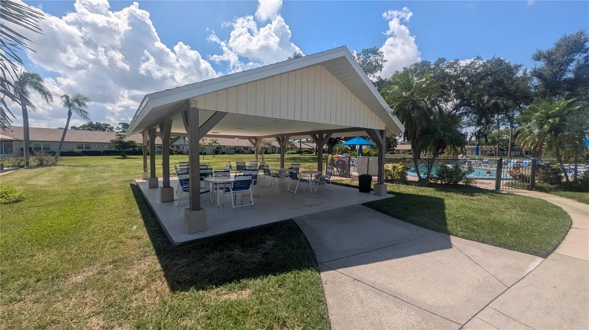1624 Whitehead Drive Sarasota FL 34232